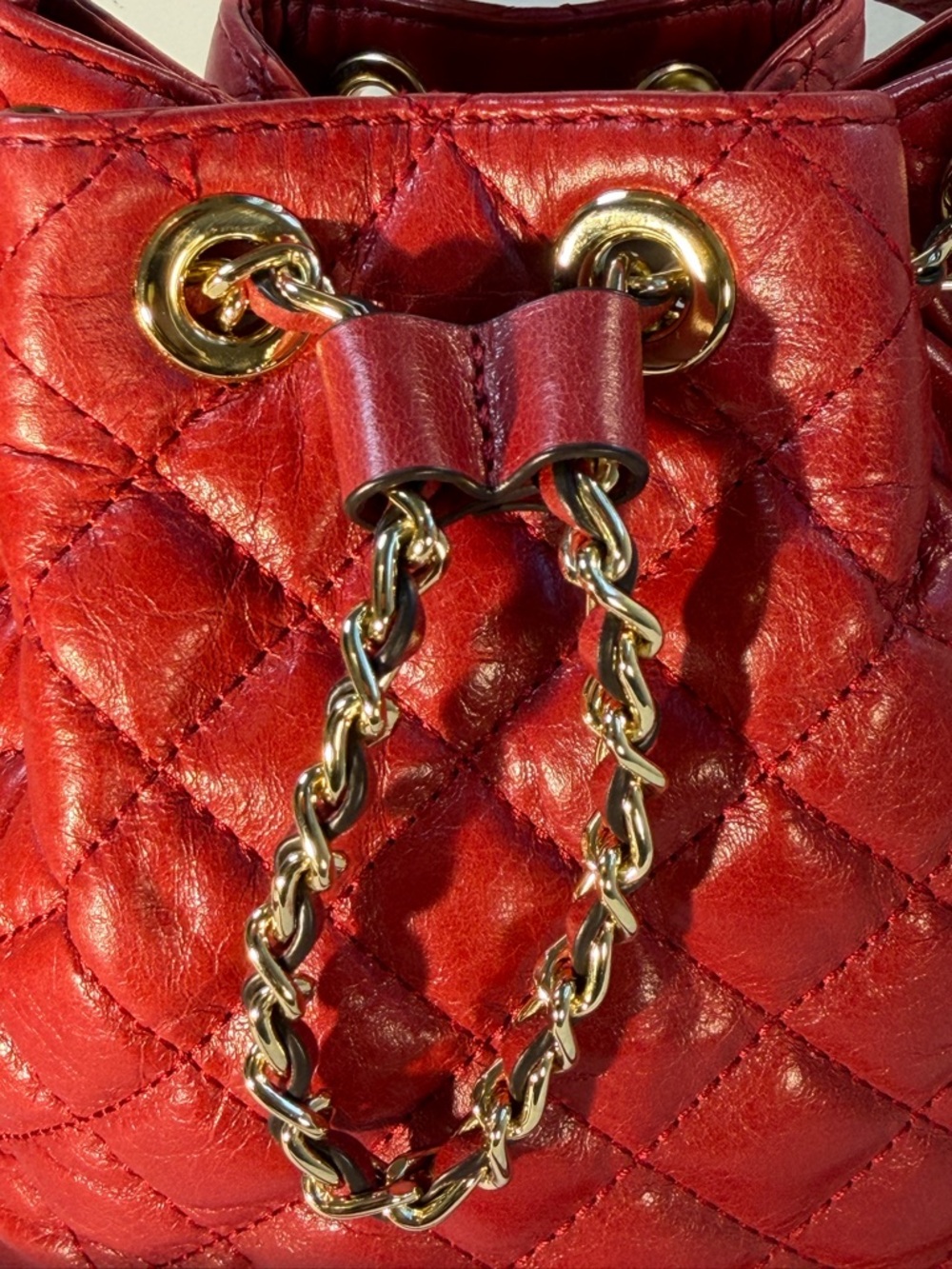 Michael Kors Frankie Small Red Quilted Leather Drawstring Bucket Bag - Picture 5 of 10